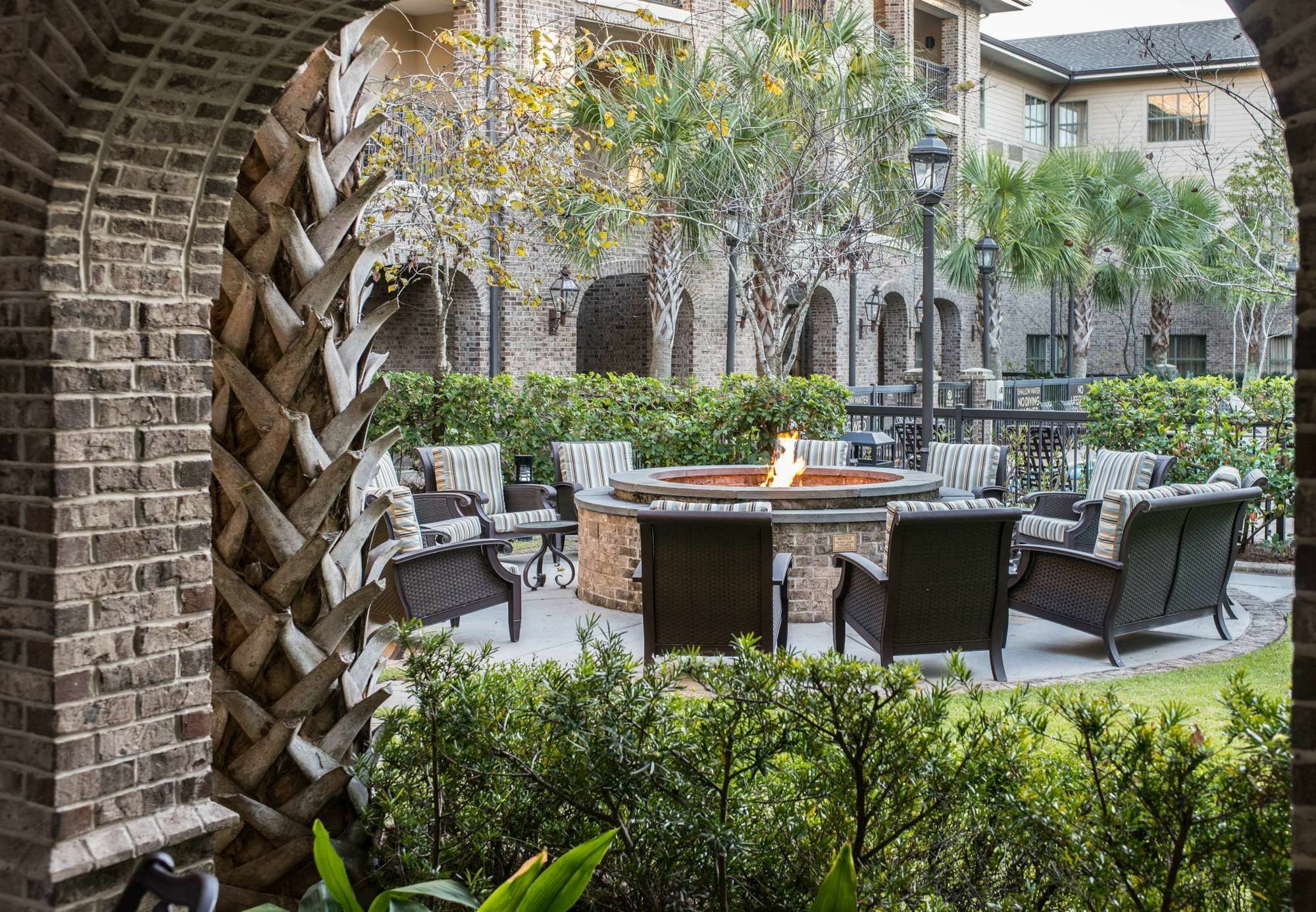 Hotel Courtyard Charleston Mount Pleasant Extérieur photo