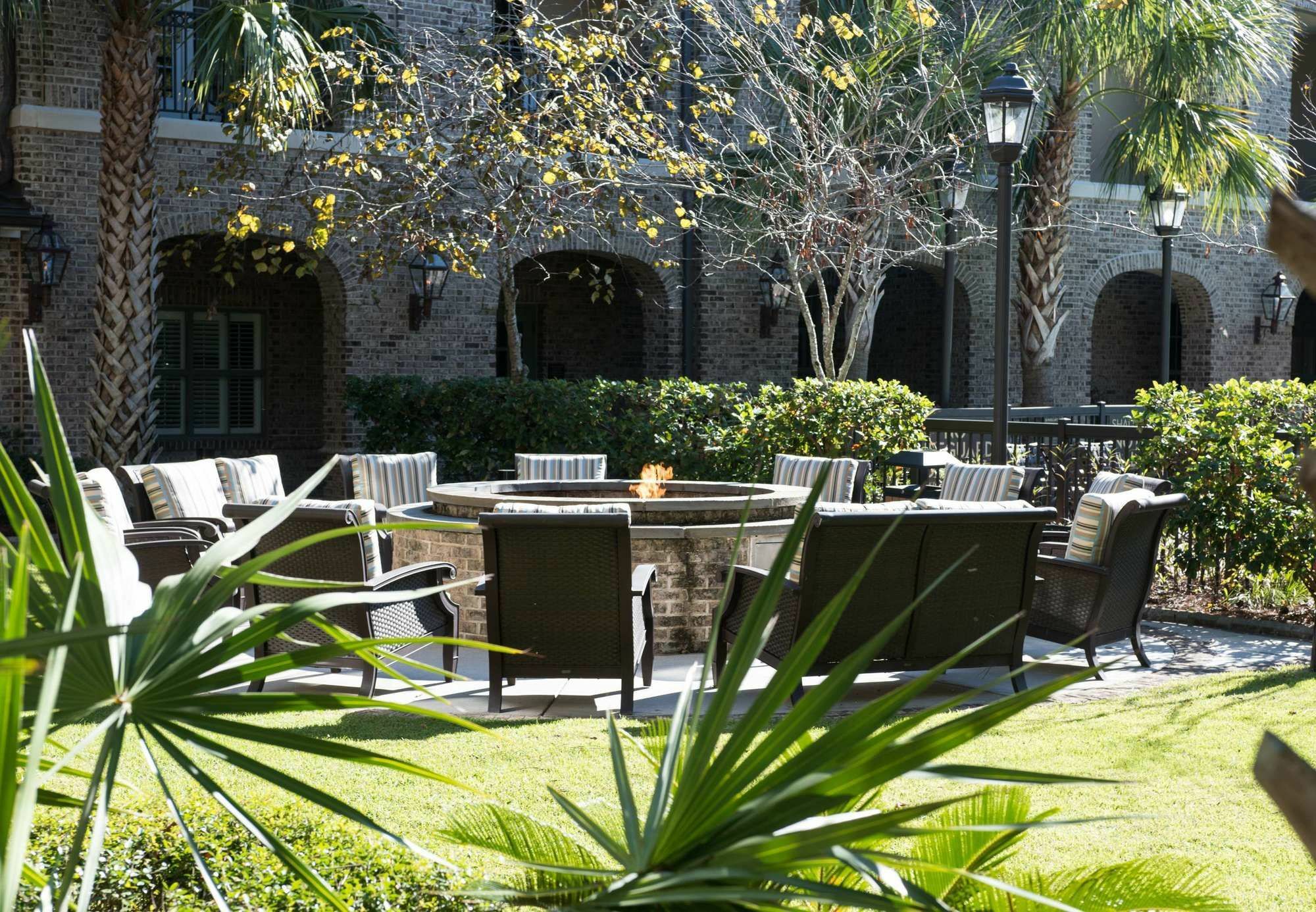 Hotel Courtyard Charleston Mount Pleasant Extérieur photo